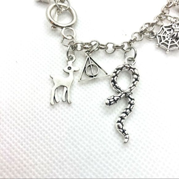 SILVER Harry Potter Charm Bracelet - Picture 3 of 11